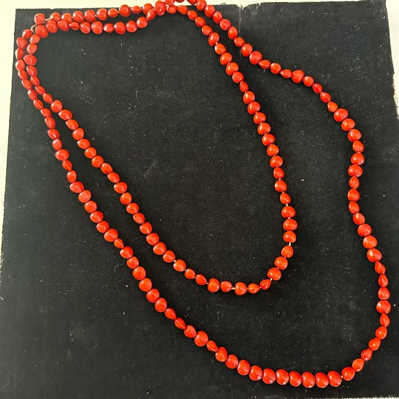 Necklace from indigenous Brazil seeds - Picture 3 of 3